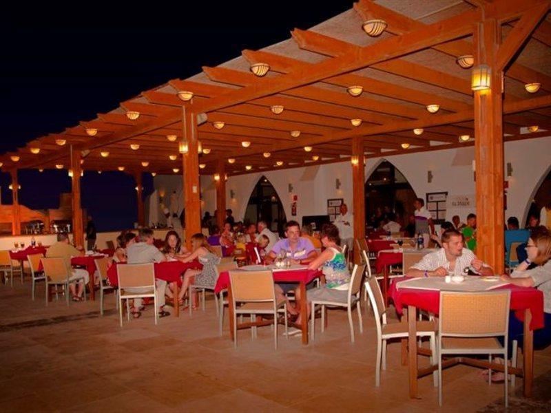 Gorgonia Beach Resort Marsa Alam Exterior photo